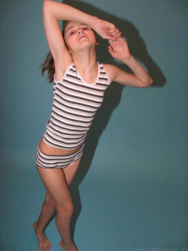 [Image: k2lBvJ42lr.jpg]