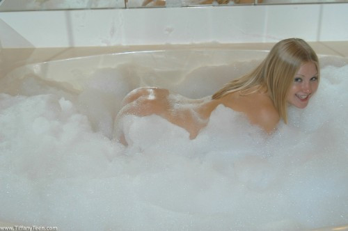 [Image: k2lBvwrplr.jpg]