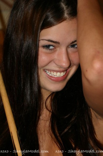 [Image: nR53A4mrQq.jpg]