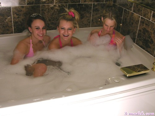 [Image: nR53AJqqQq.jpg]