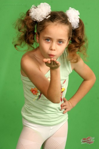 [Image: q35D834j5J.jpg]