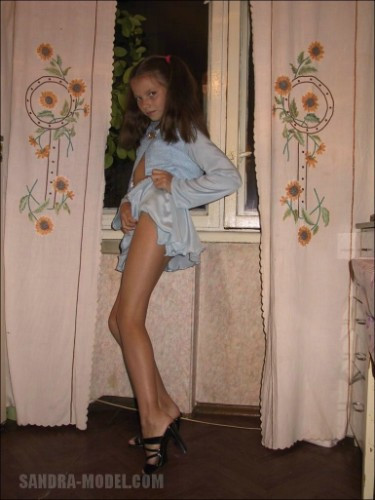 [Image: qxQPnEEB54.jpg]