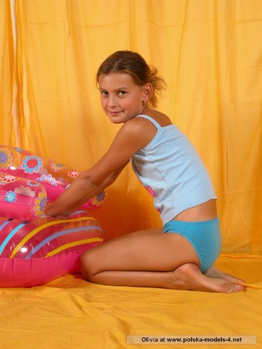 [Image: qxQPnEaL54.jpg]