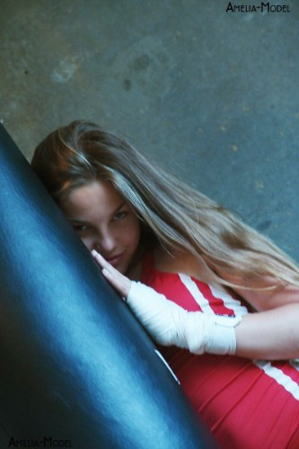 [Image: rPK2AREwQv.jpg]