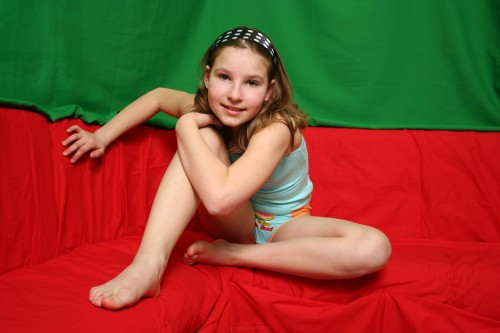 [Image: rPK2AjnJQv.jpg]