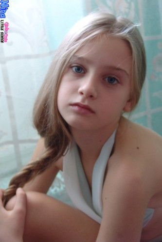 [Image: rPK2Az6JQv.jpg]