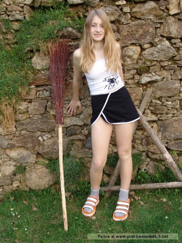 [Image: vBlm4jn05a.jpg]