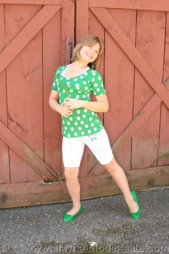 [Image: vBlm4r4g5a.jpg]