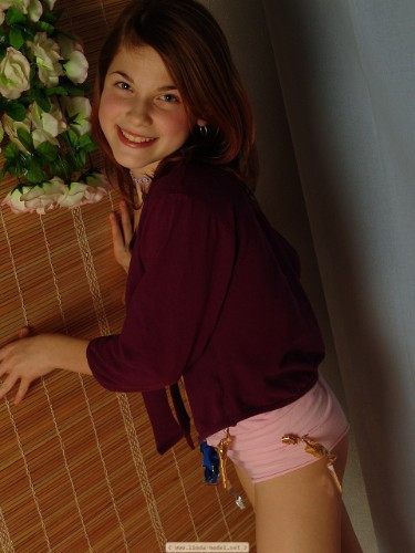 [Image: vVlo4eXYQd.jpg]