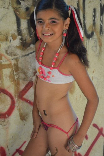 [Image: w7QaB0NVKR.jpg]