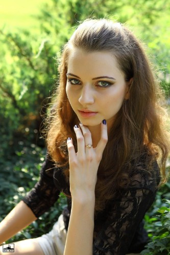 [Image: w7QaB9G8KR.jpg]