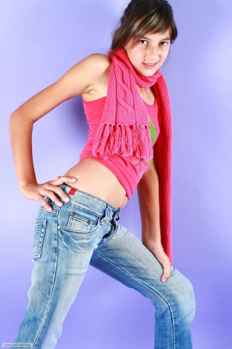 [Image: w7QaBx9VKR.jpg]