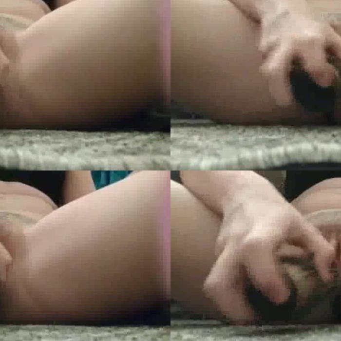 [Image: EGK7JX9aQd.jpg]