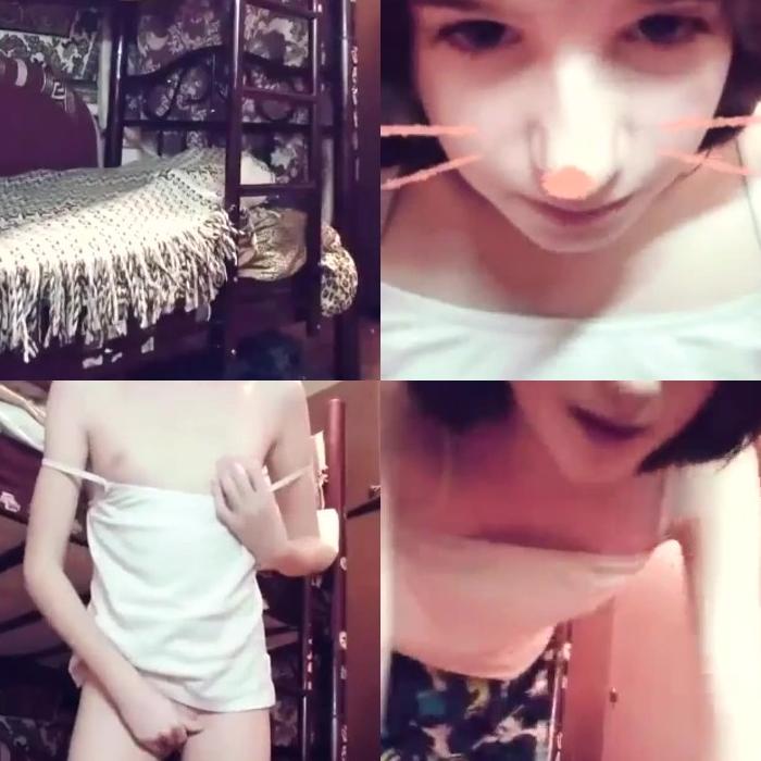 [Image: EGK7Jjy4Qd.jpg]