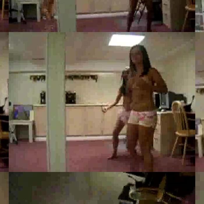 [Image: LW5VPzRxQ4.jpg]