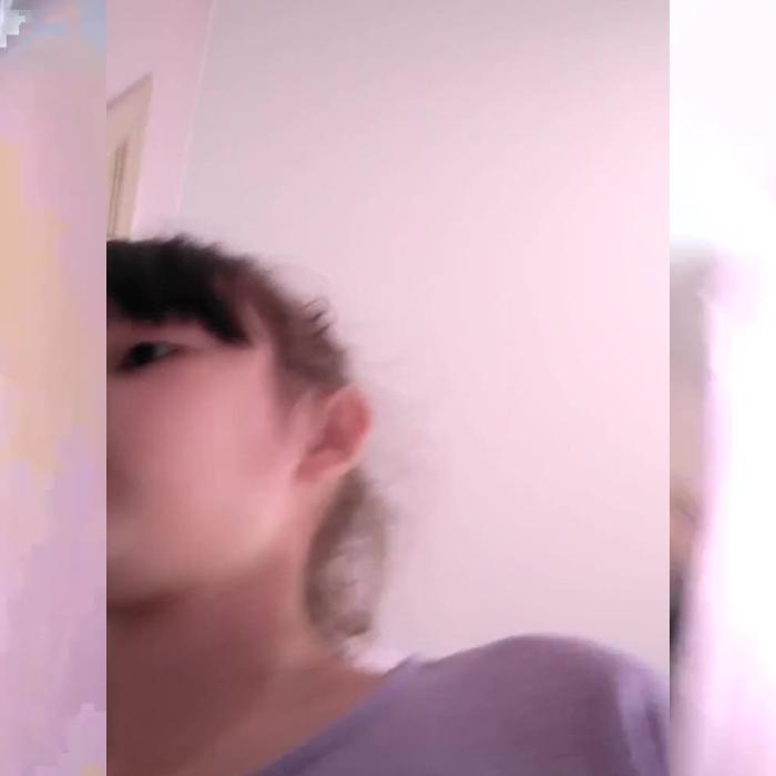 [Image: wnKGm8jglZ.jpg]