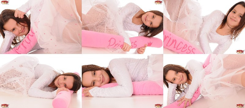 [Image: EGK7rL00Qd.jpg]