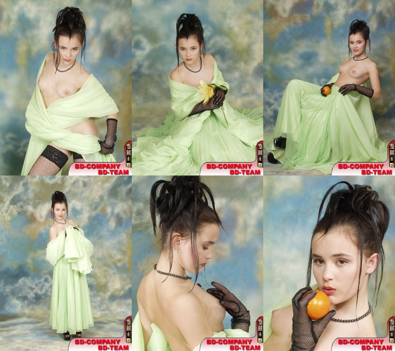 [Image: EOQJNqk3QJ.jpg]