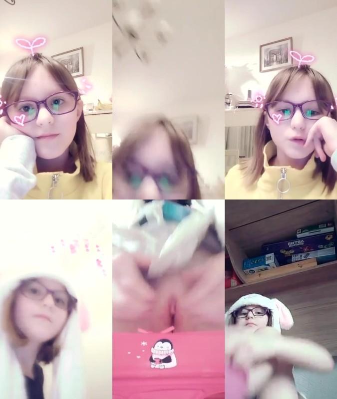 [Image: G2lA11g7l8.jpg]