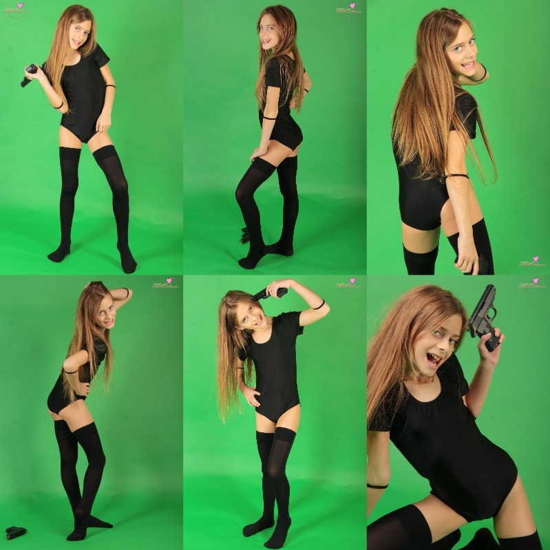 [Image: GdQyxZ7Bly.jpg]