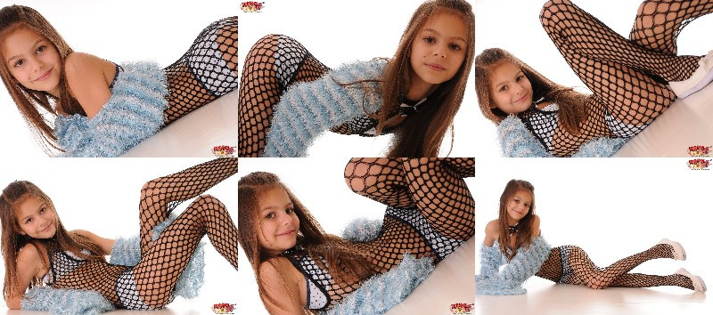 [Image: NPQqwO2X5d.jpg]