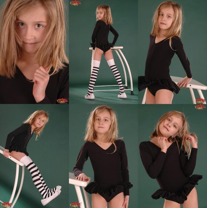 [Image: PVKZeBWVQq.jpg]