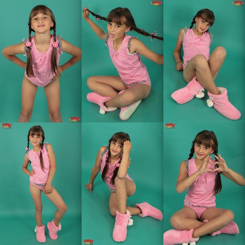 [Image: jmQWmq8J5W.jpg]