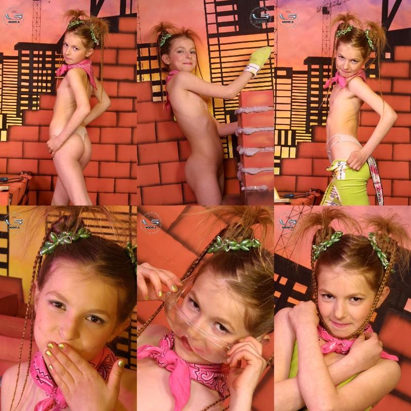 [Image: qgleoakPKG.jpg]