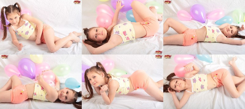 [Image: qxQPN8jw54.jpg]