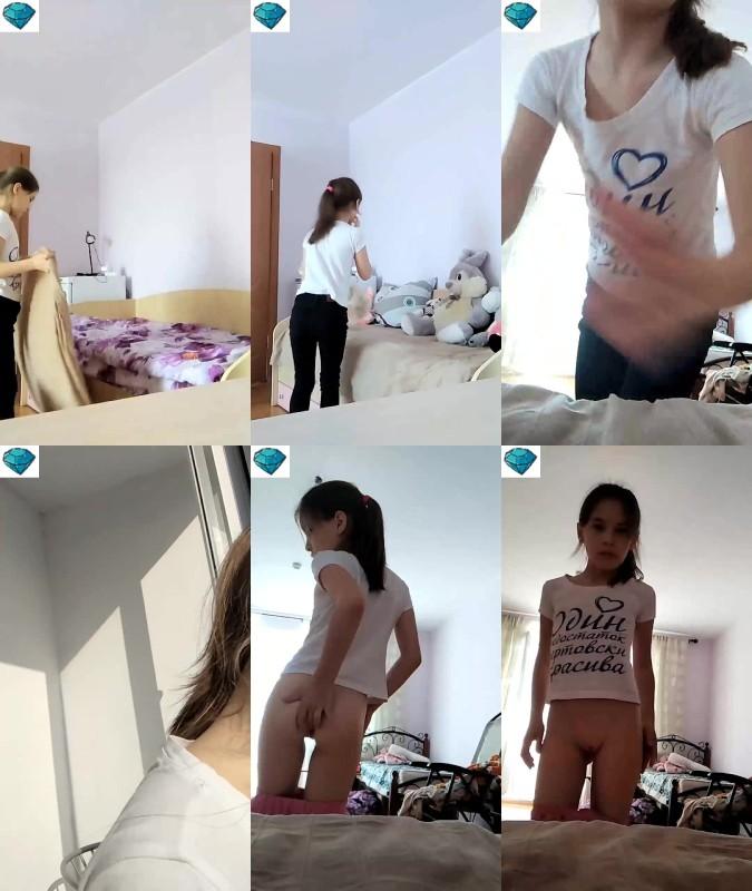 [Image: qxQPmZJLK4.jpg]