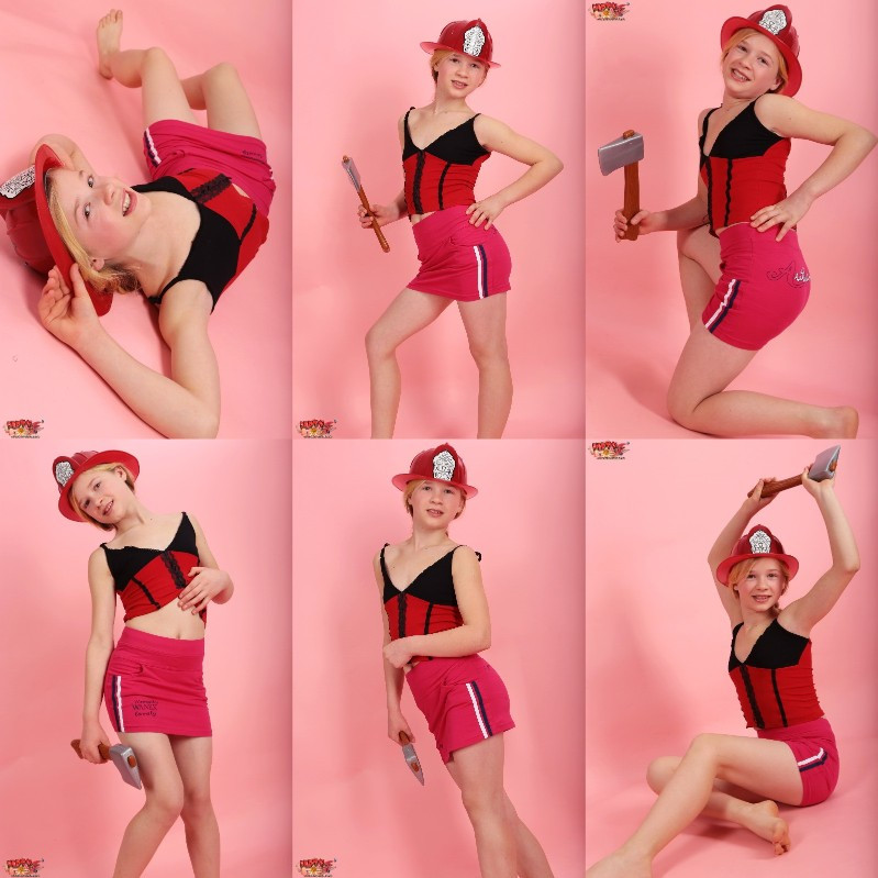 [Image: qxQPnB8Z54.jpg]