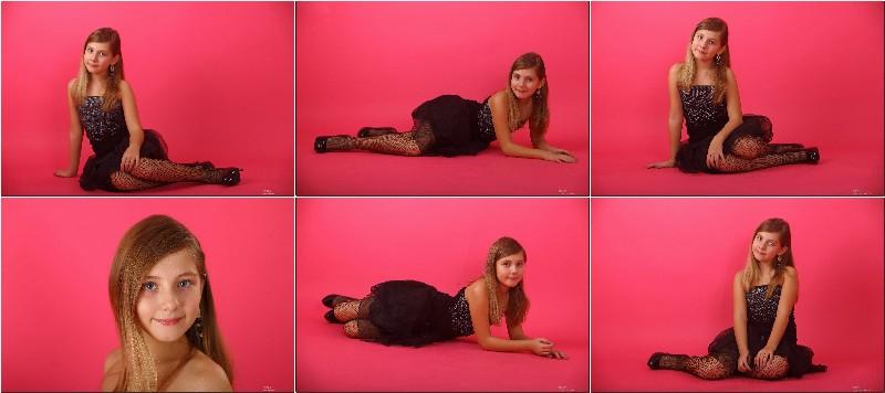 [Image: vVloo90Zld.jpg]