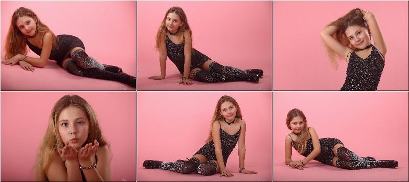 [Image: w7QaEPEeQR.jpg]