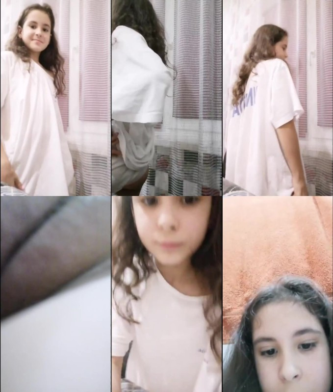 [Image: w7QaXW6elR.jpg]