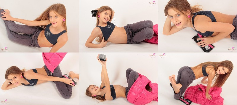 [Image: w7QaXjR3lR.jpg]