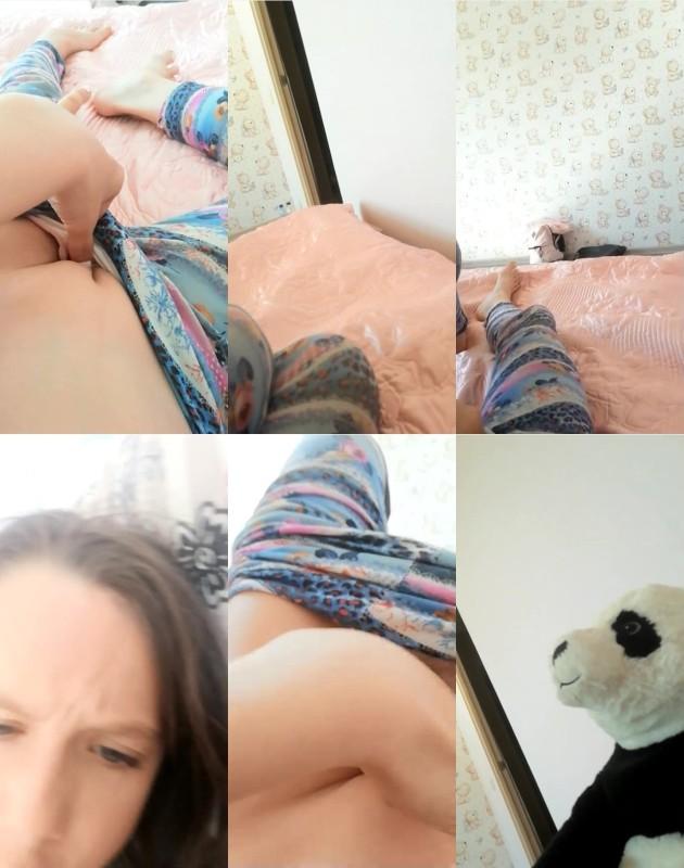 [Image: wVQ48zJYQ6.jpg]