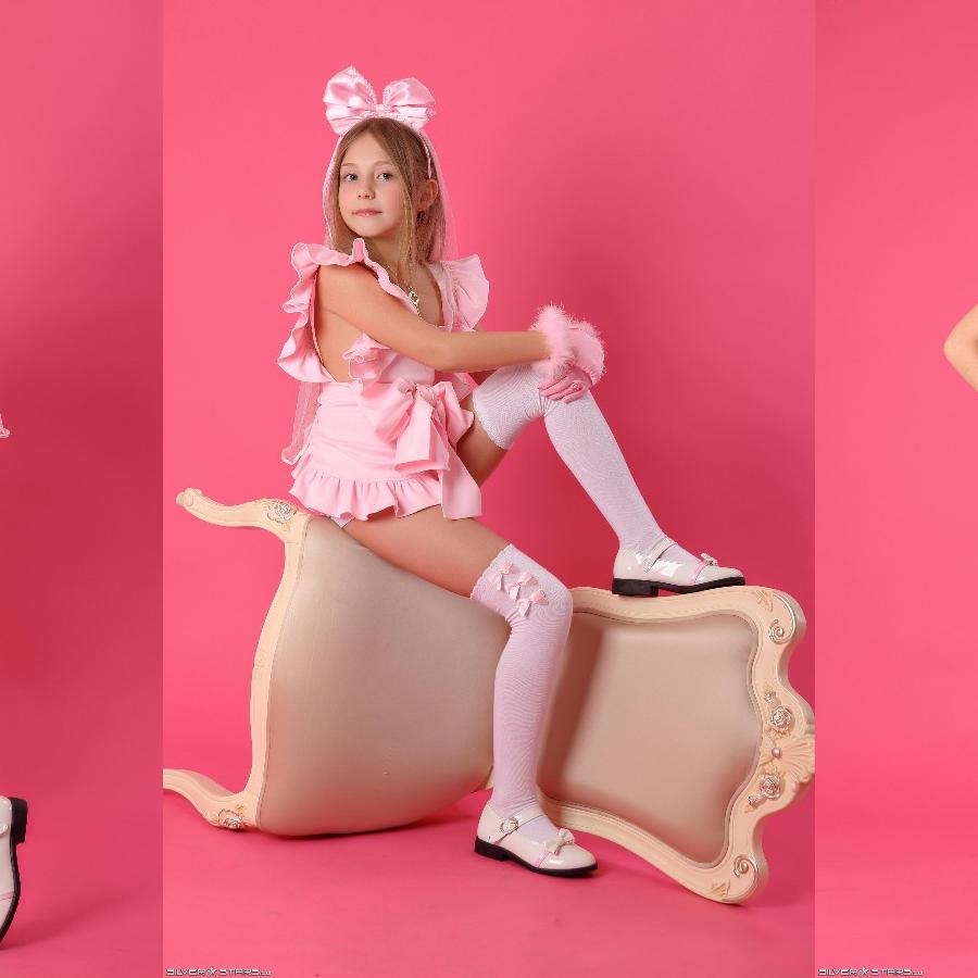 [Image: 3NKM4kOqQn.jpg]