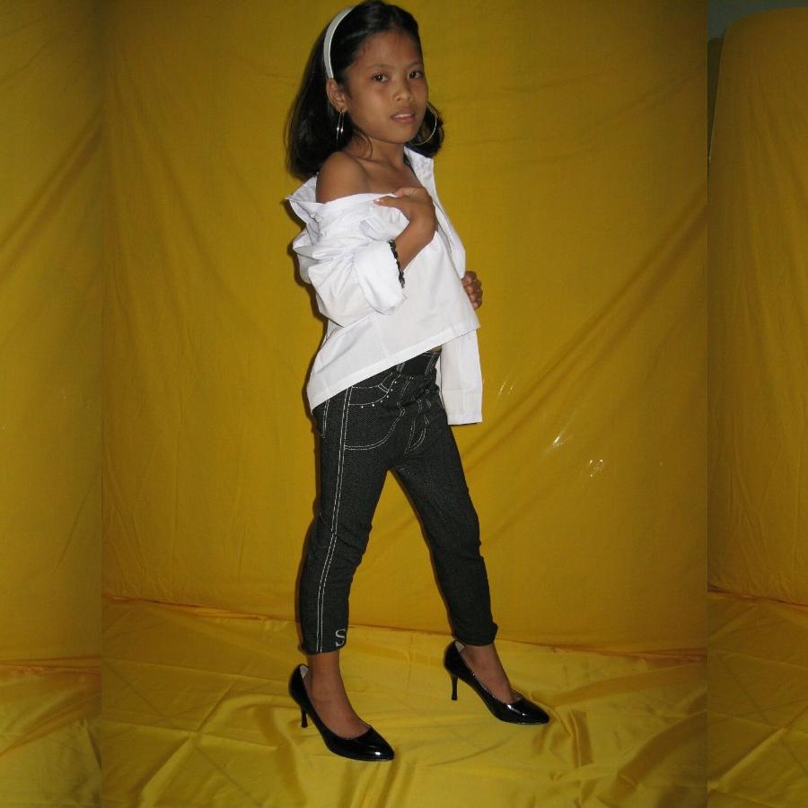 [Image: ABQpO7rNle.jpg]