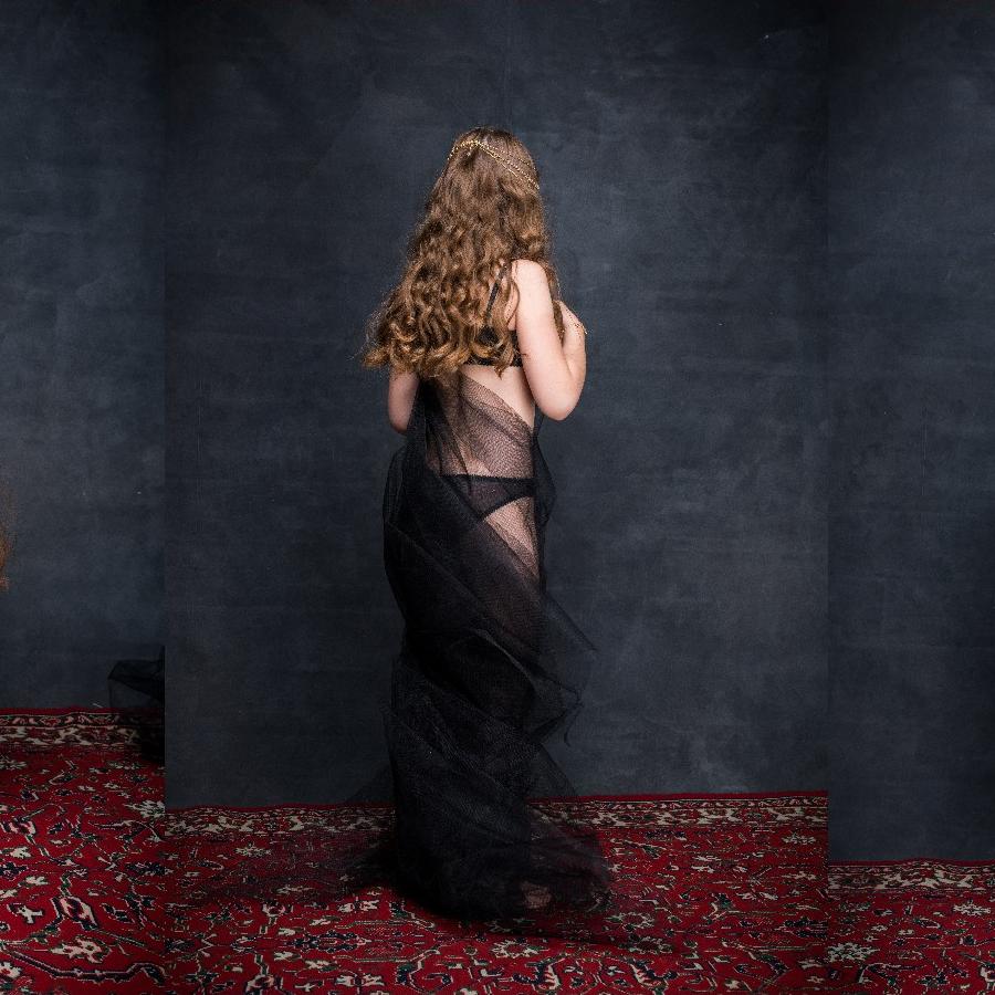 [Image: ALKbx0B6ln.jpg]