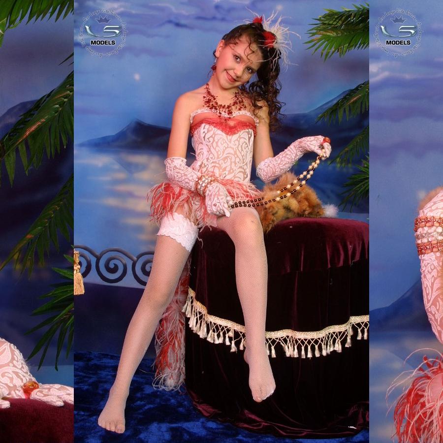 [Image: ALKbxNyGln.jpg]