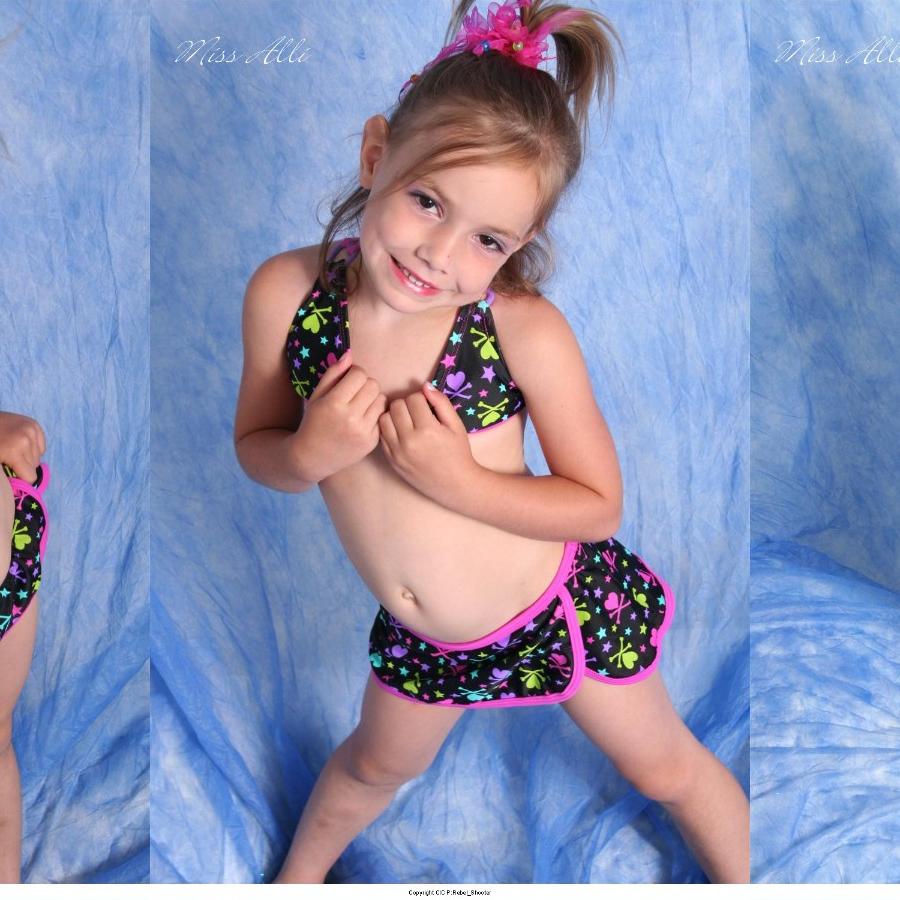 [Image: EOQJn0veQJ.jpg]