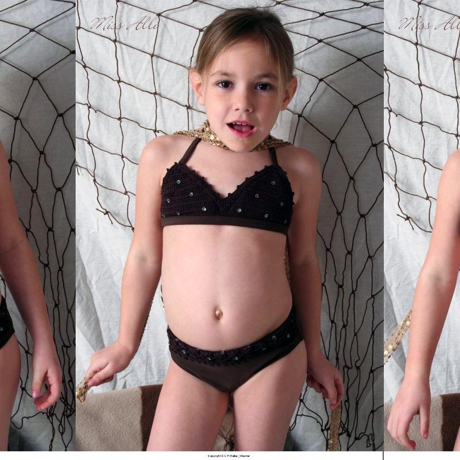 [Image: GdQyLVmaly.jpg]