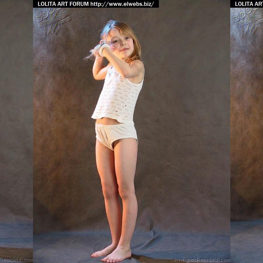 [Image: GdQyLwJBly.jpg]