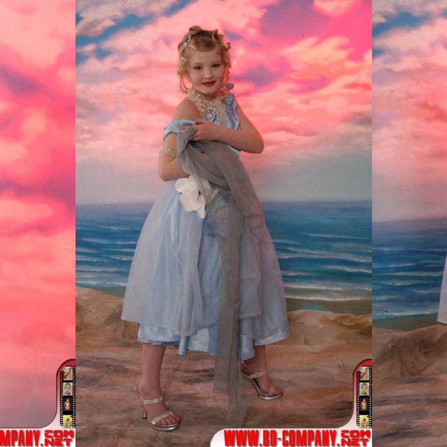 [Image: LkQORzgglY.jpg]