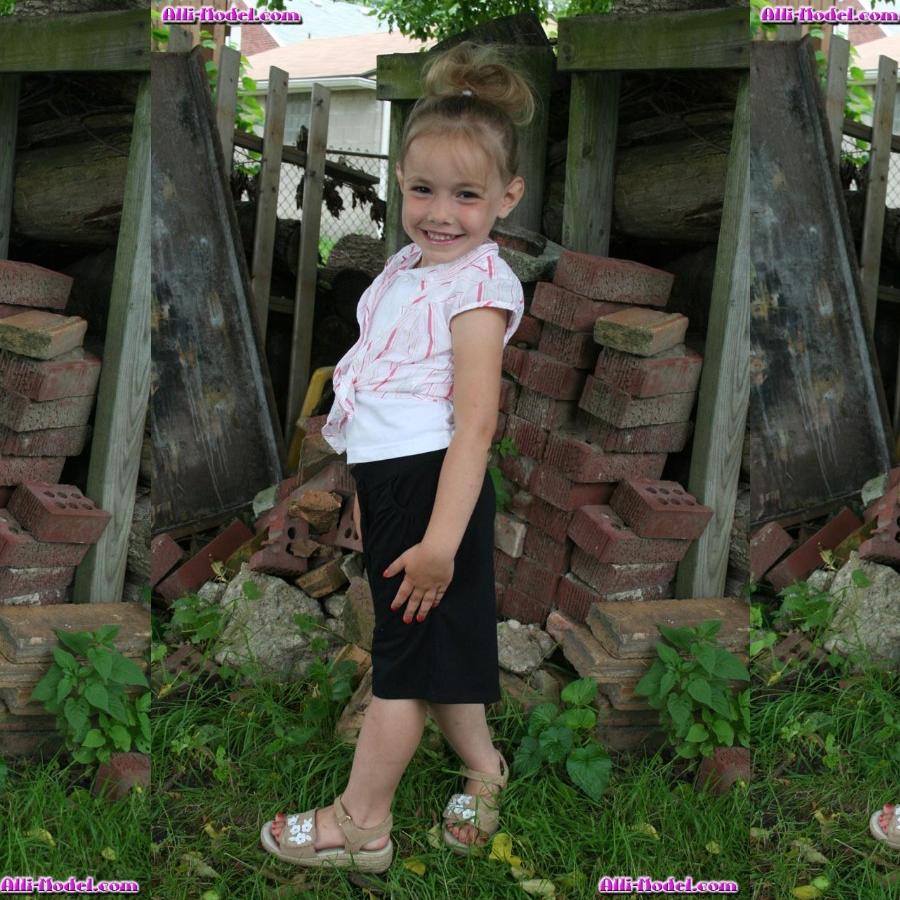 [Image: M9QgyN1e5a.jpg]