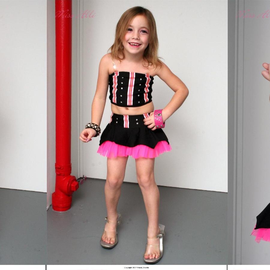 [Image: PVKZZ711Kq.jpg]