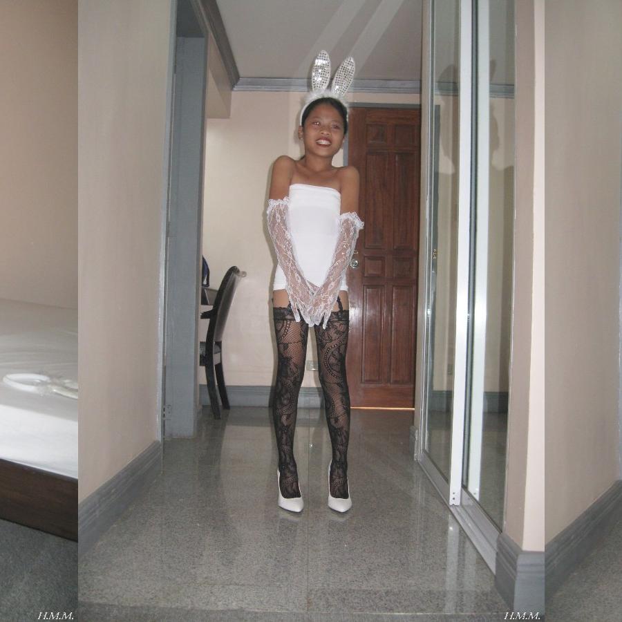 [Image: pwQLGXkglG.jpg]