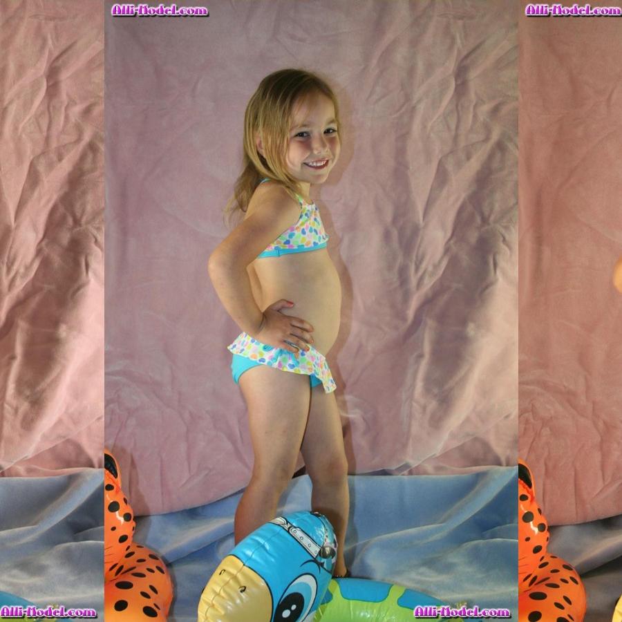 [Image: rPK2nXYwKv.jpg]