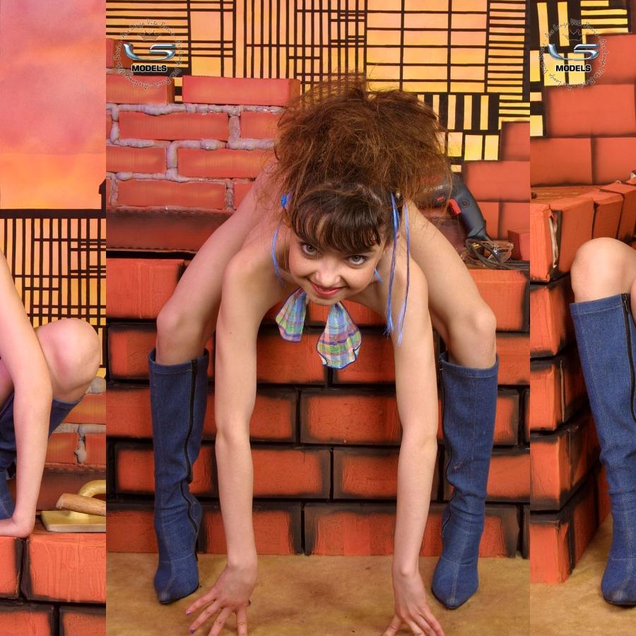 [Image: v4KjgNpR5L.jpg]