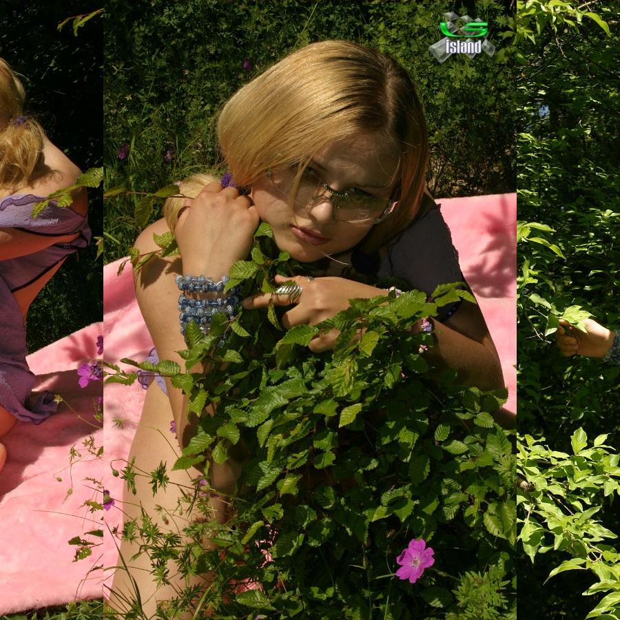 [Image: vVlonbvk5d.jpg]